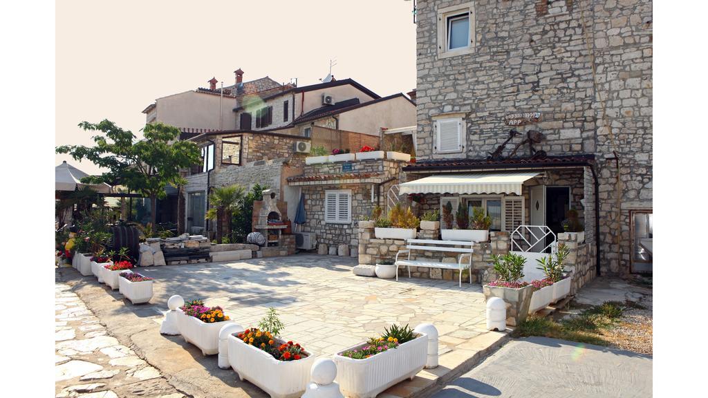 Lovely Es Apartmán Umag